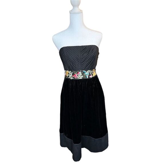 Anthropologie Floreat Women's Strapless Black Floral Embroidered Dress Size 2 - Picture 1 of 13